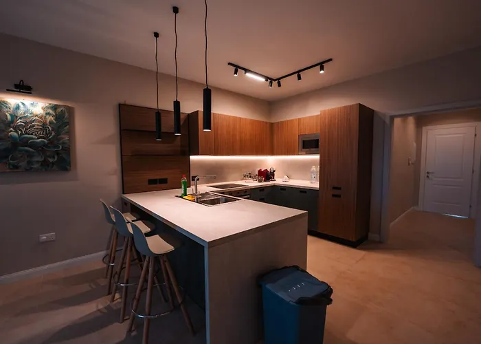 Modern 2 Bed & 2 Bth Apt Sliema