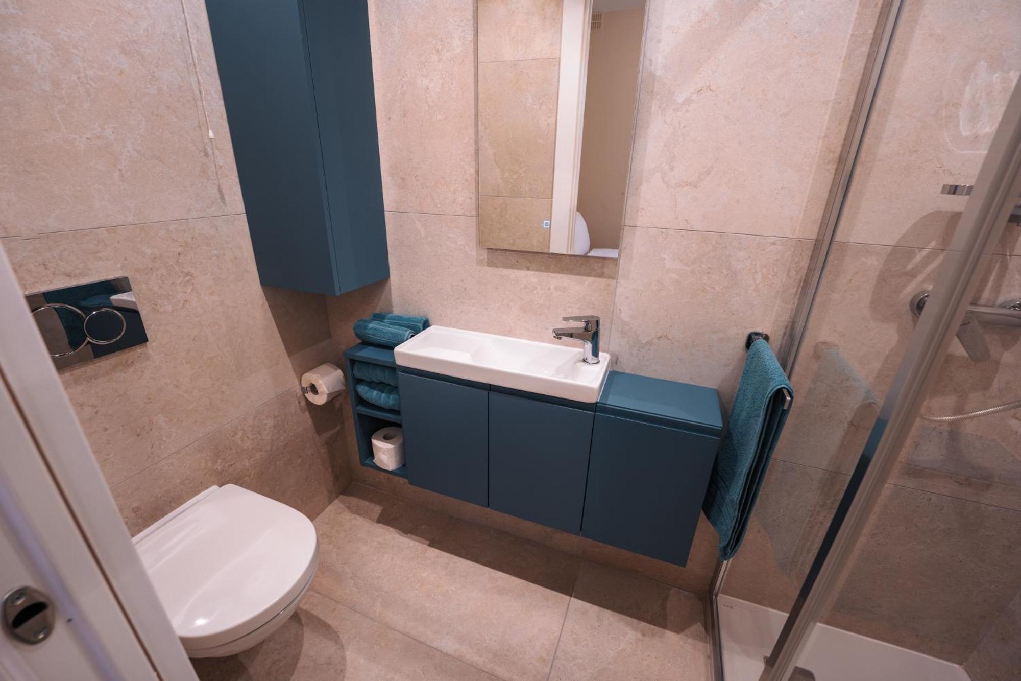 Apartment Modern 2 Bed & 2 Bth Sliema