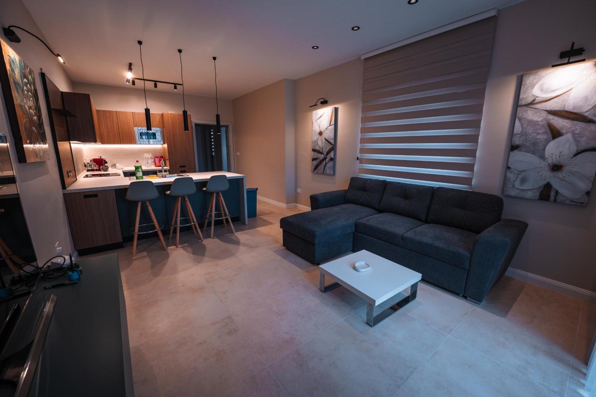 Modern 2 Bed & 2 Bth Apartment Sliema