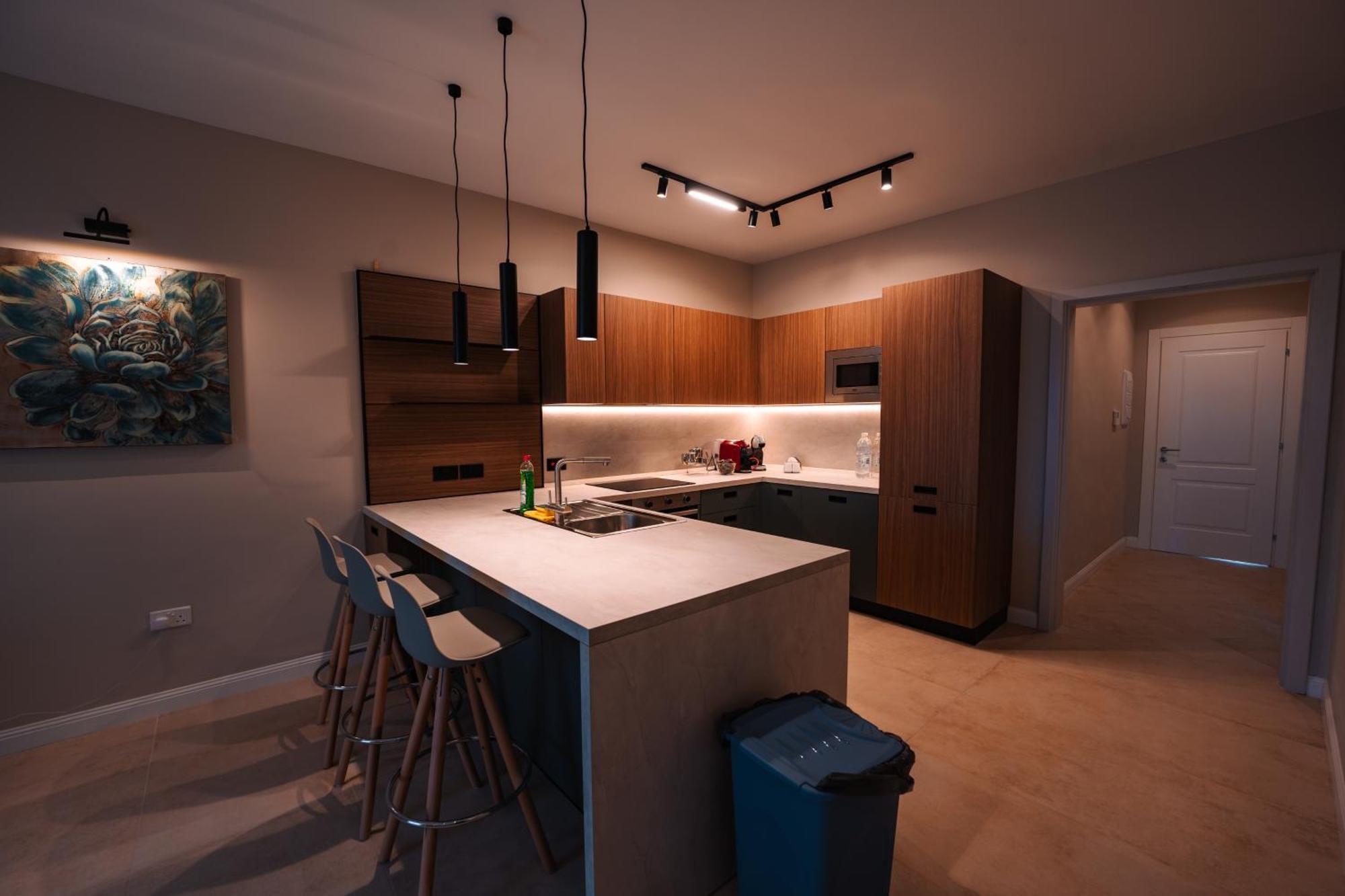 Modern 2 Bed & 2 Bth * Sliema